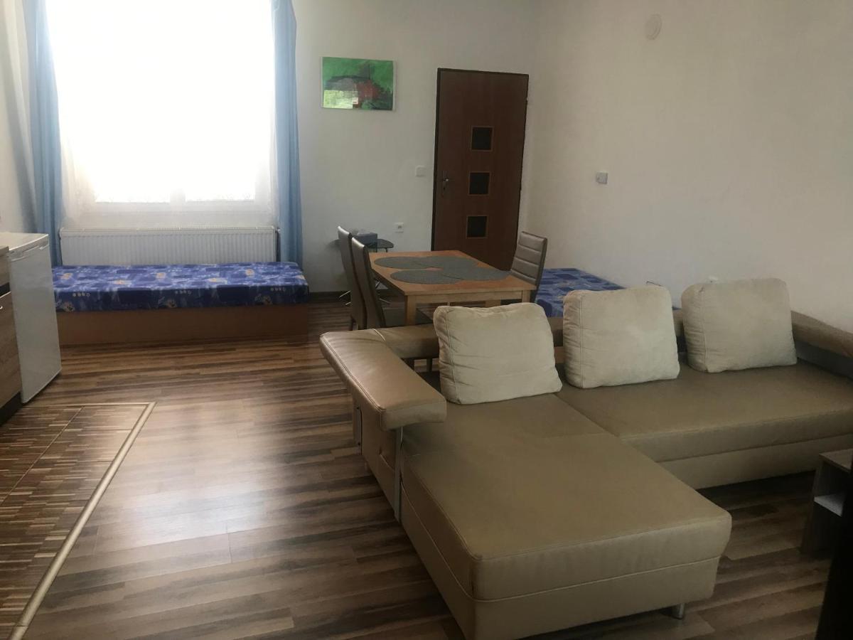 Vila Nikola Králíky Bagian luar foto